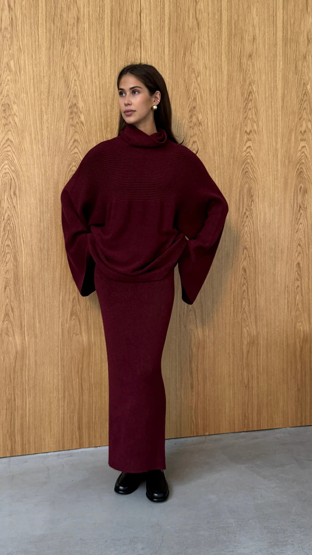 Alma Pencil Skirt