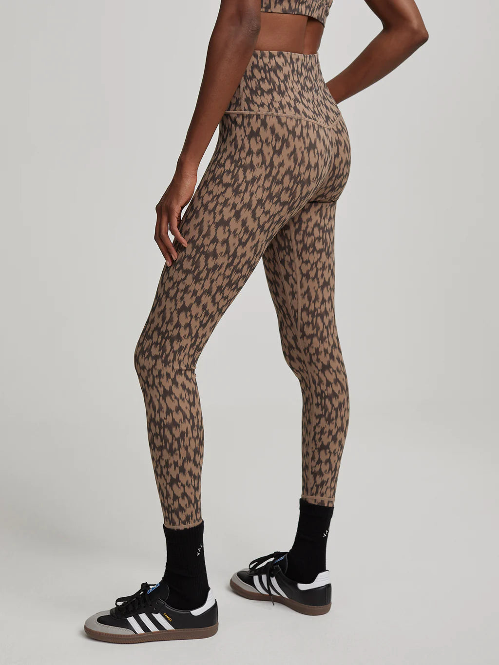 Form High Legging