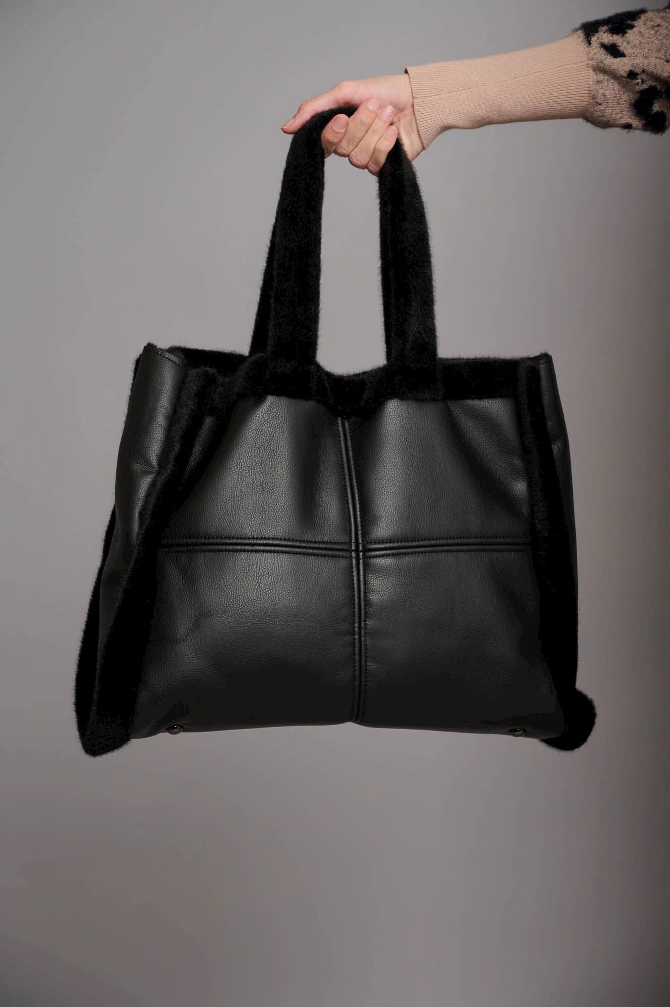 Jasmine Big Shopper