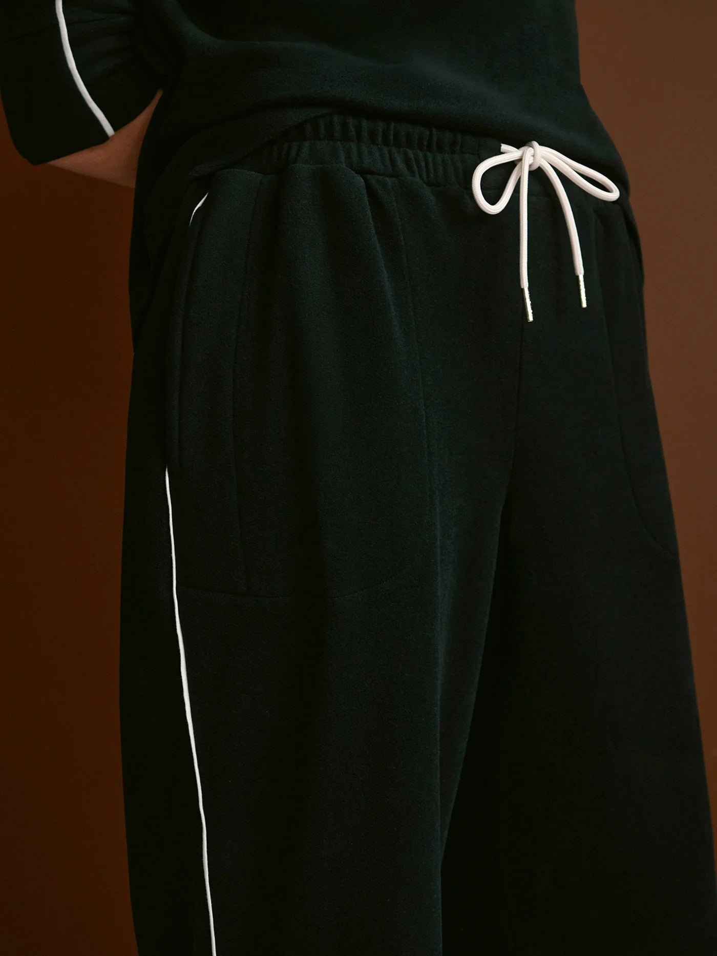 Brushed Rib Straight-Leg Pant