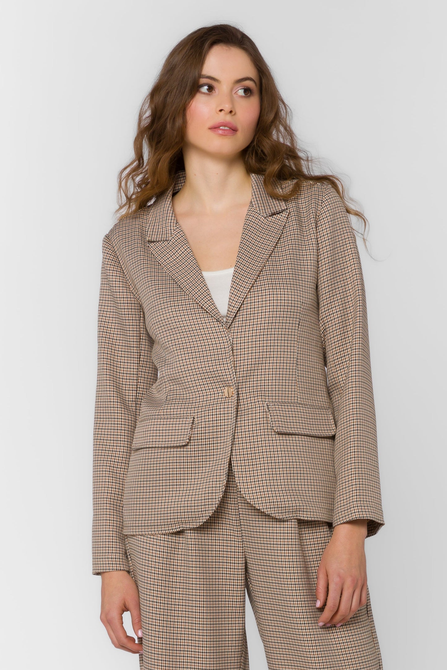 Loni Blazer
