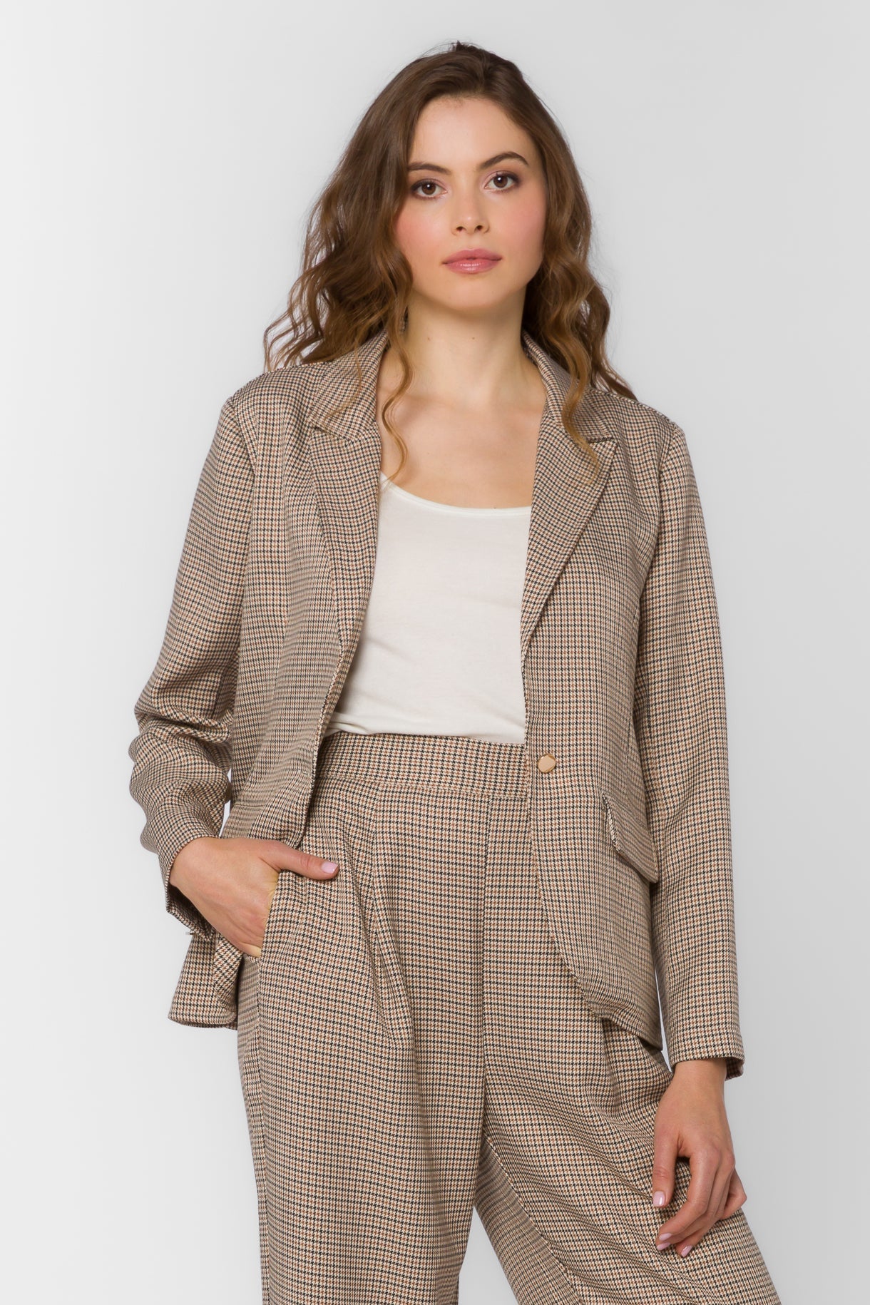 Loni Blazer