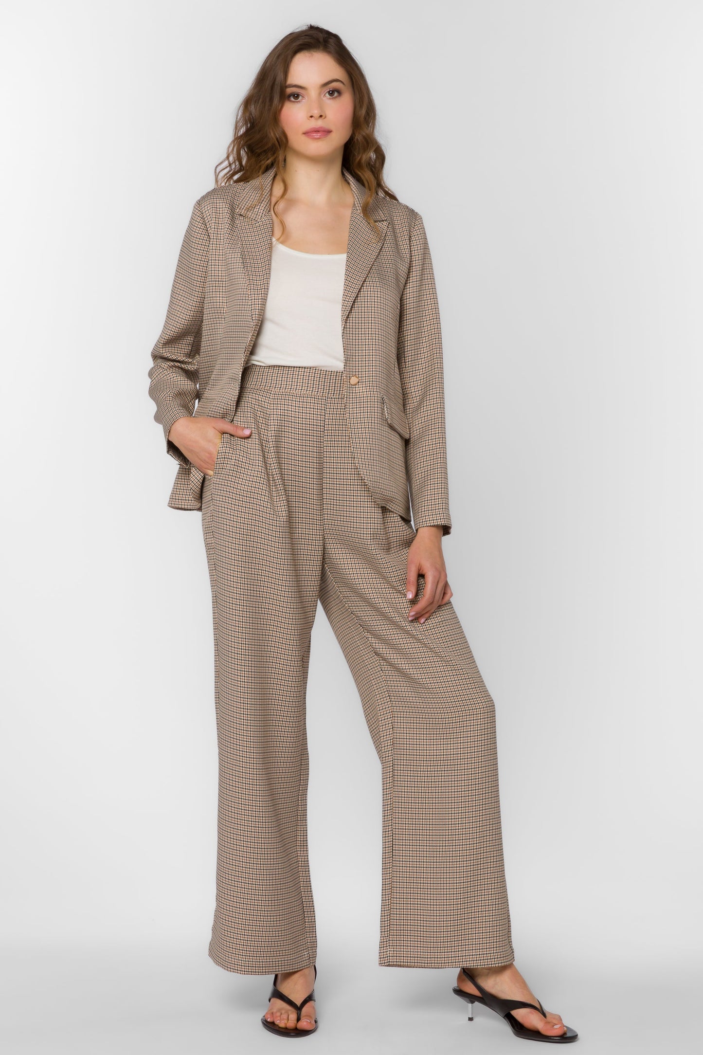 Loni Blazer