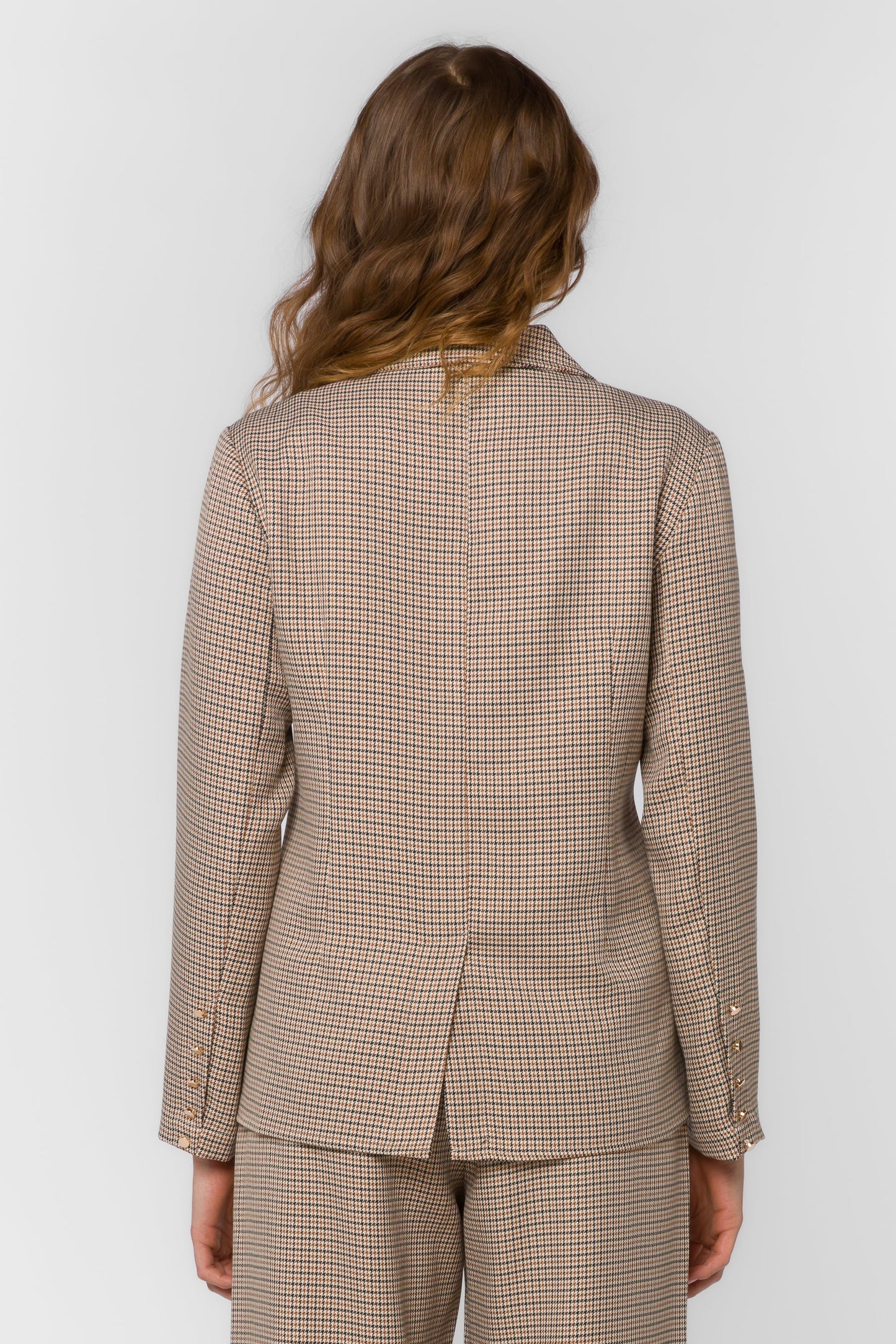Loni Blazer