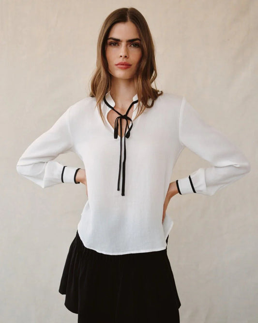 Contrast Trim Long Sleeve Pullover