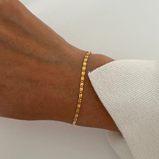 Dainty Sparkle Flat Bracelet